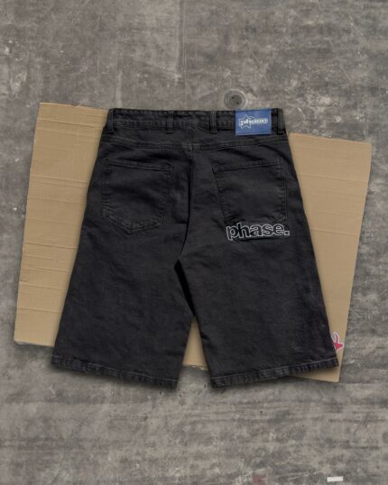Phase London BAGGY SCRAPBOOK DENIM - Shorts
